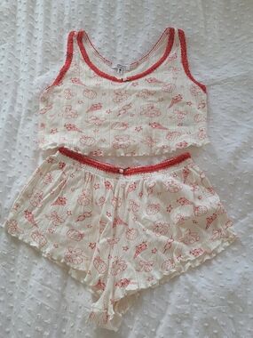 Women's Cream & Red Printed Two-Piece Pajama Set - Cute Lace Trim